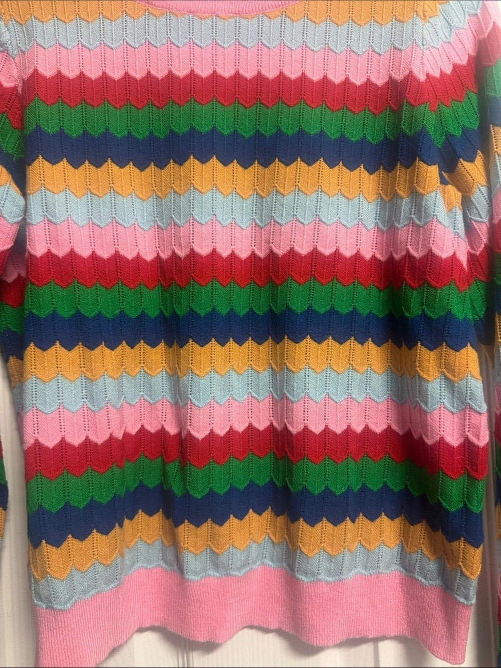 AVARA Multicolor Striped Crewneck Size Large Like New - Picture 3 of 5